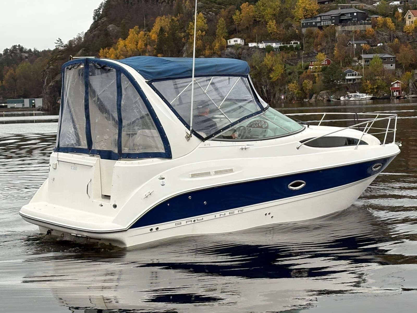 BM-108 BAYLINER 275 m/ Mercruiser QSD 2.8 DIESEL -1 eier siste 8 år - thumbnail 25