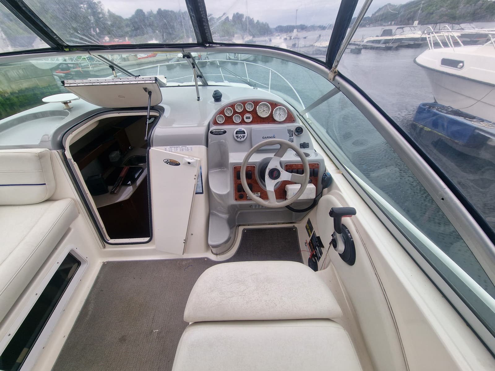 BM-108 BAYLINER 275 m/ Mercruiser QSD 2.8 DIESEL -1 eier siste 8 år - thumbnail 6