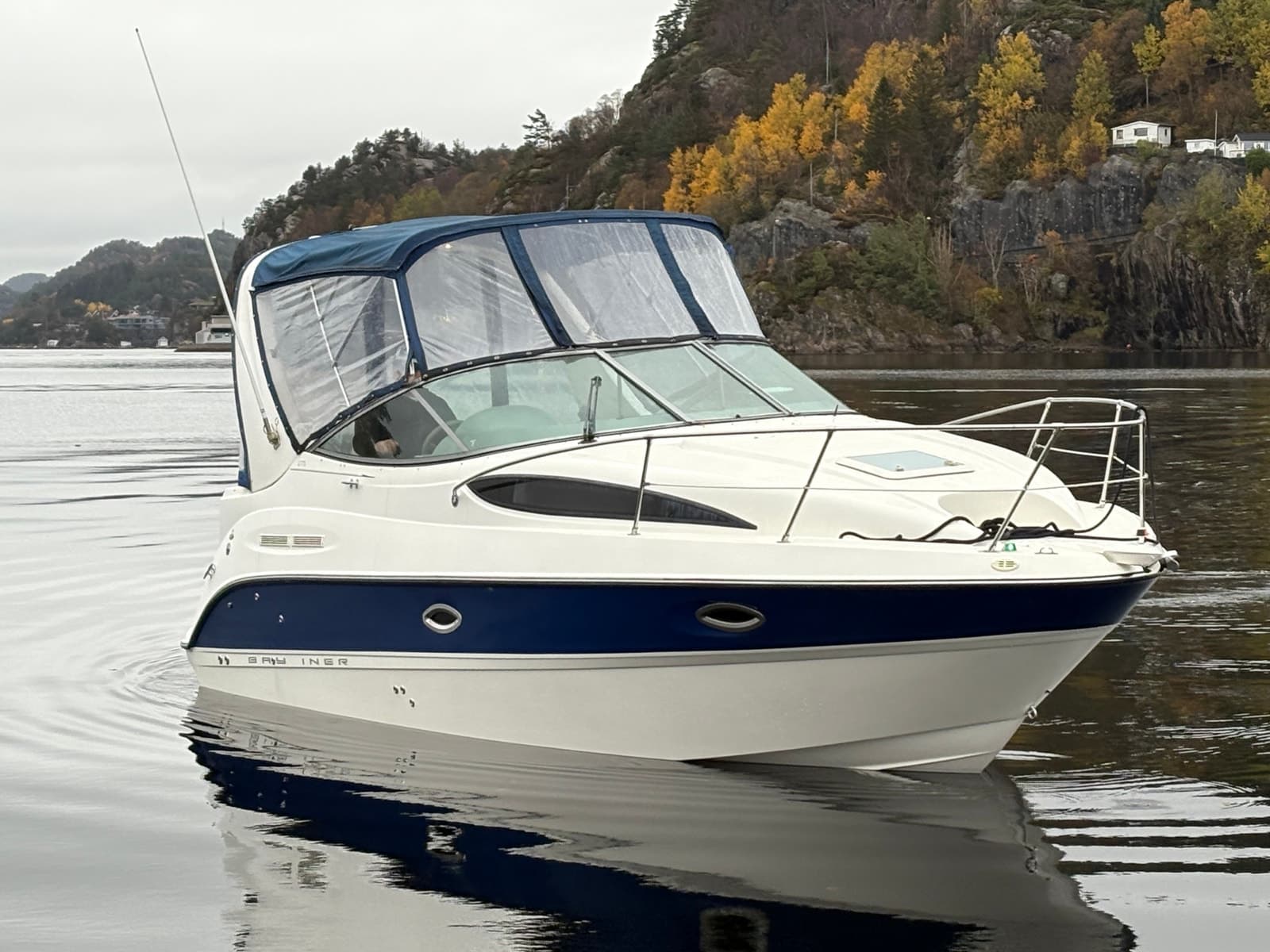 BM-108 BAYLINER 275 m/ Mercruiser QSD 2.8 DIESEL -1 eier siste 8 år - thumbnail 28