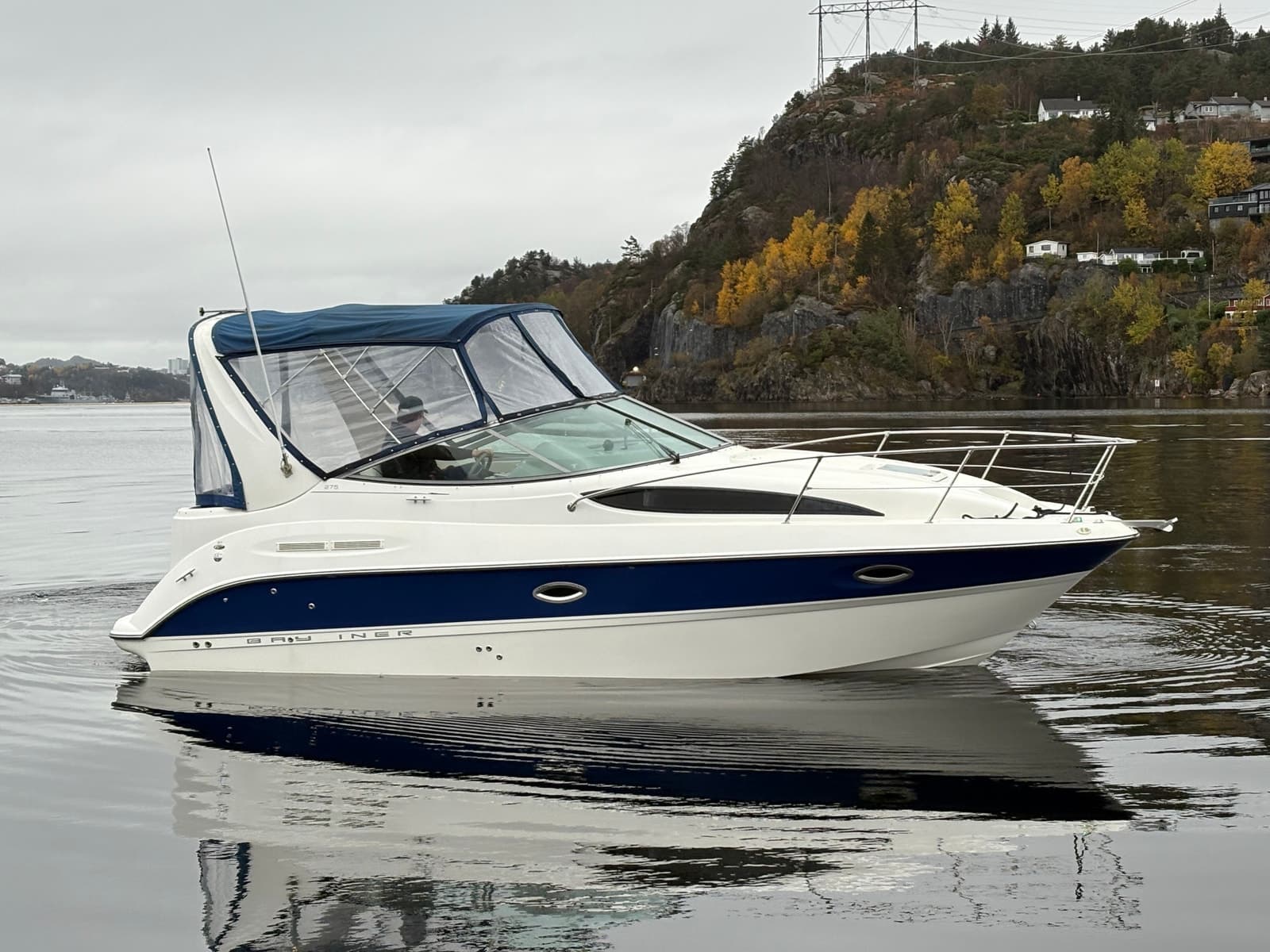 BM-108 BAYLINER 275 m/ Mercruiser QSD 2.8 DIESEL -1 eier siste 8 år - thumbnail 21