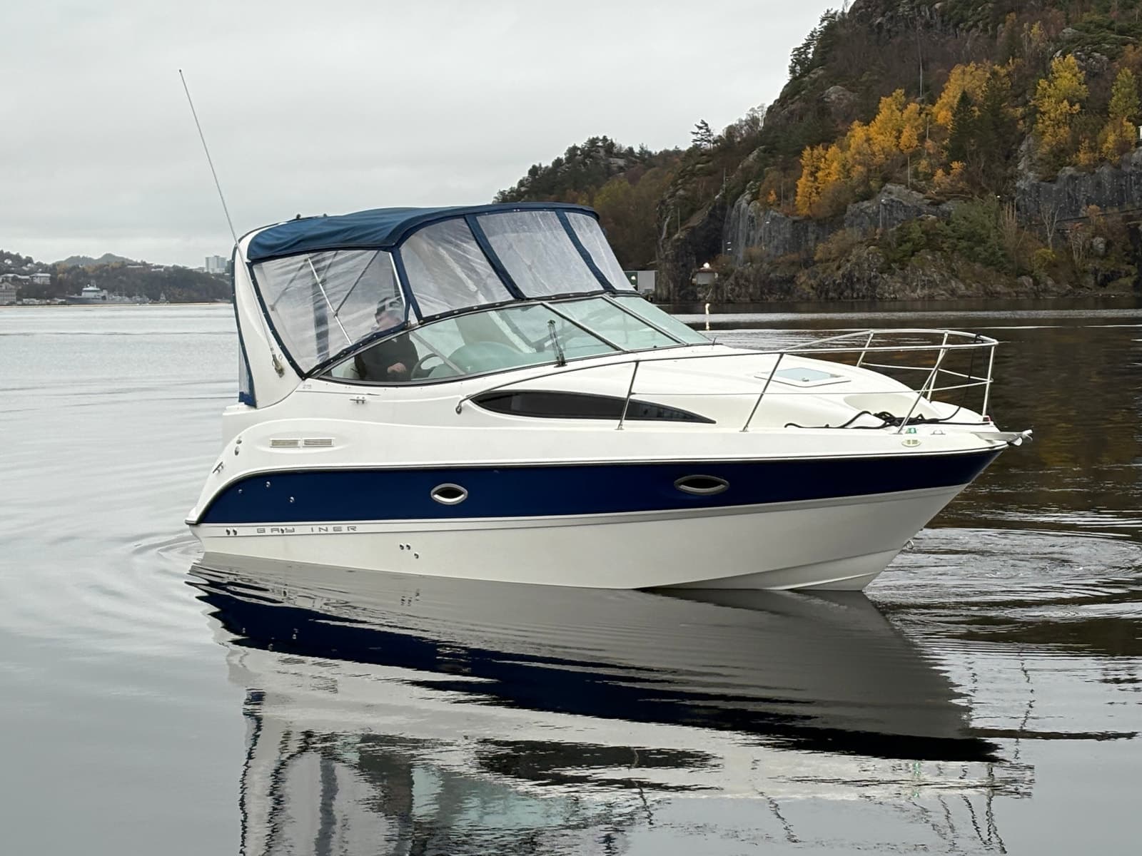 BM-108 BAYLINER 275 m/ Mercruiser QSD 2.8 DIESEL -1 eier siste 8 år - thumbnail 23