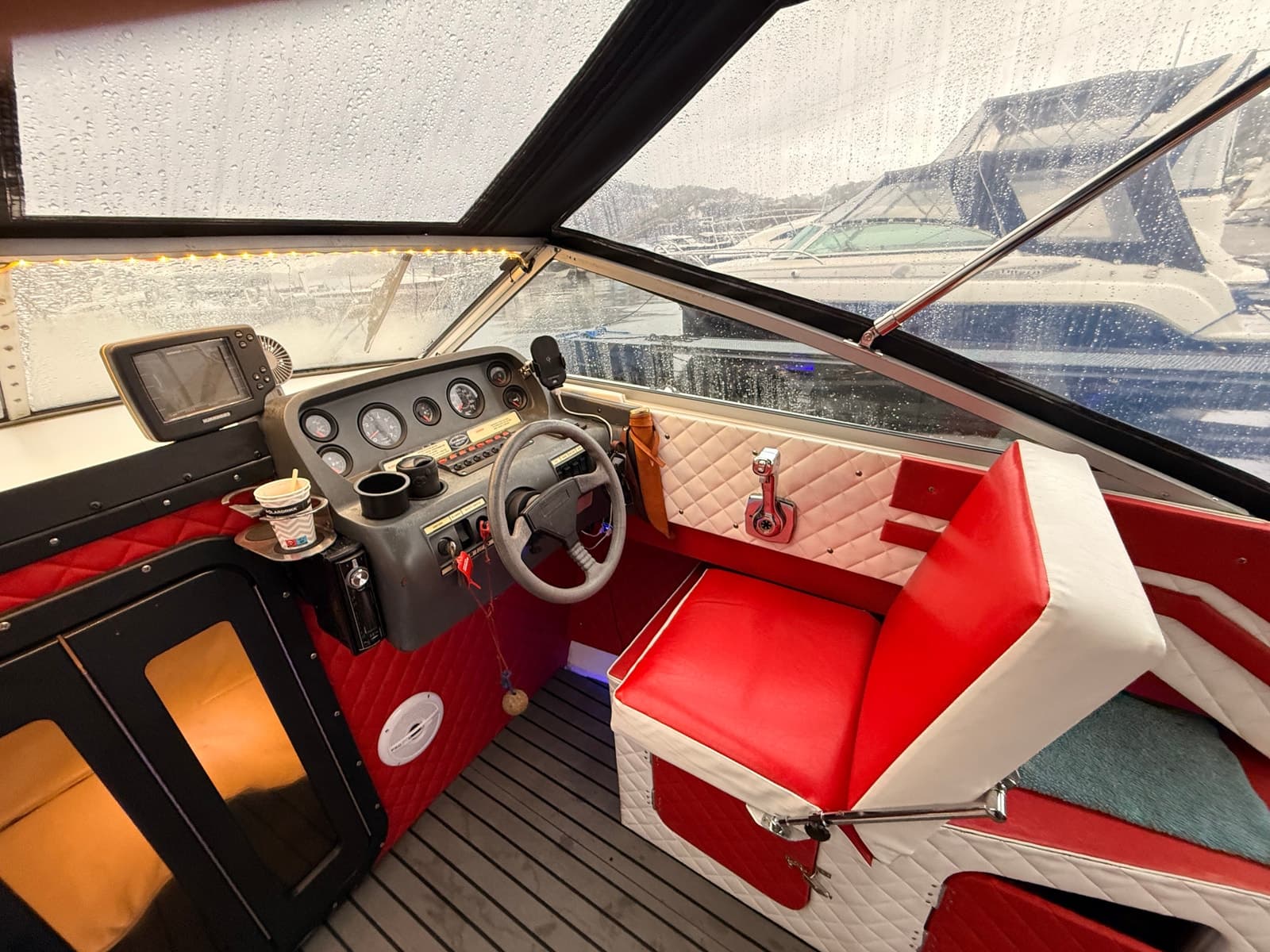 Sunbird Barletta 208, m/ OMC Cobra 4,3 175 HK - thumbnail 24