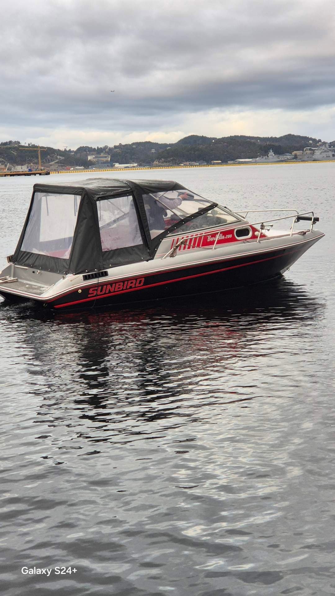 Sunbird Barletta 208, m/ OMC Cobra 4,3 175 HK - thumbnail 11
