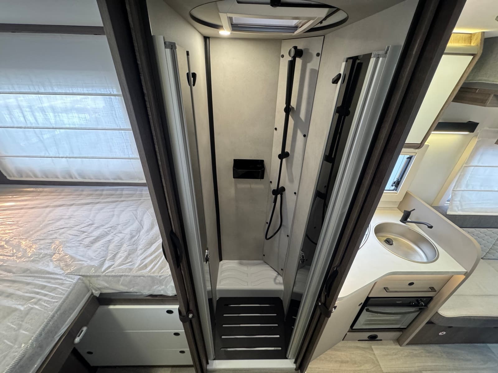 Benimar Tessoro 468 | Benidays – Kampanje | 4100KG | Lithium | 165HK | Adaptiv Cr. | Solcelle - thumbnail 13
