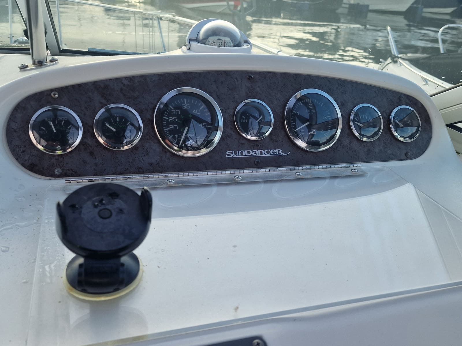 BM-125 Sea Ray 250DA m/Mercruiser 4.2 disel 220 hk. Bravo 2 Hekk aggregat - thumbnail 10