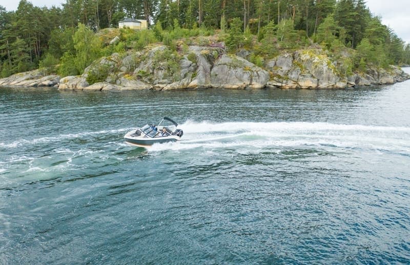 Rentekampanje 1,99% i 3 år (3.067-) Uttern T53 m/ Mercury F115 ELPT