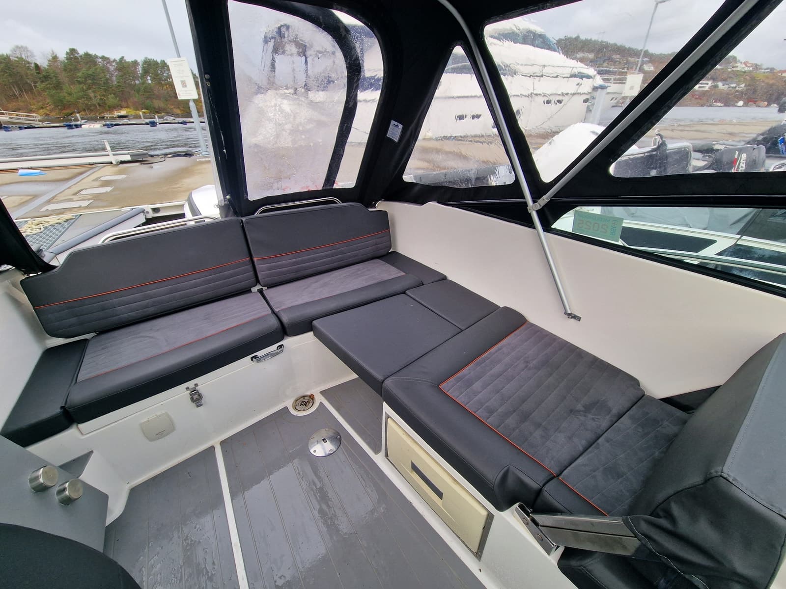 BM-131 Nordkapp Noblesse 625 -Evinrude 150 hk. 2017 Klar til bruk. - thumbnail 10