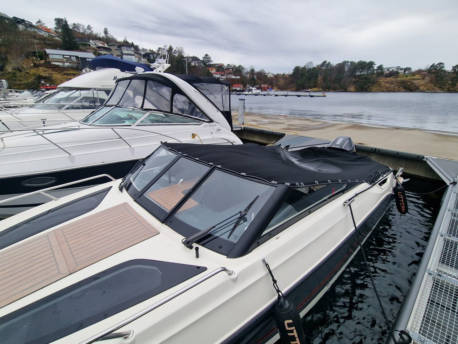 BM-136 UTTERN D70 m/ V6 200 HK Mercury-Klar til bruk !!! - thumbnail 44