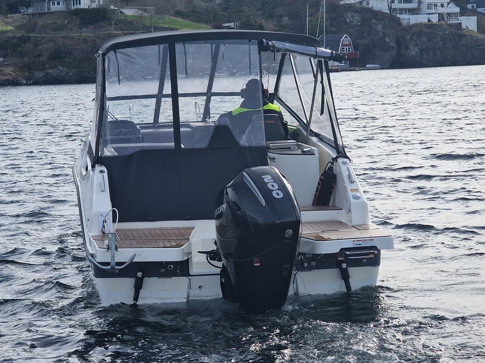 BM-136 UTTERN D70 m/ V6 200 HK Mercury-Klar til bruk !!! - thumbnail 28