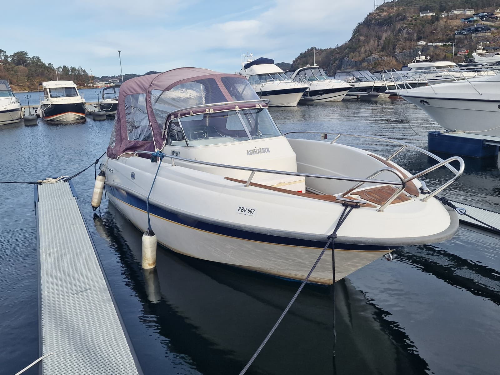 BM-140 Askeladden 645 Spider. Mercruiser 1,7 dti, klar for sesongen. - thumbnail 3