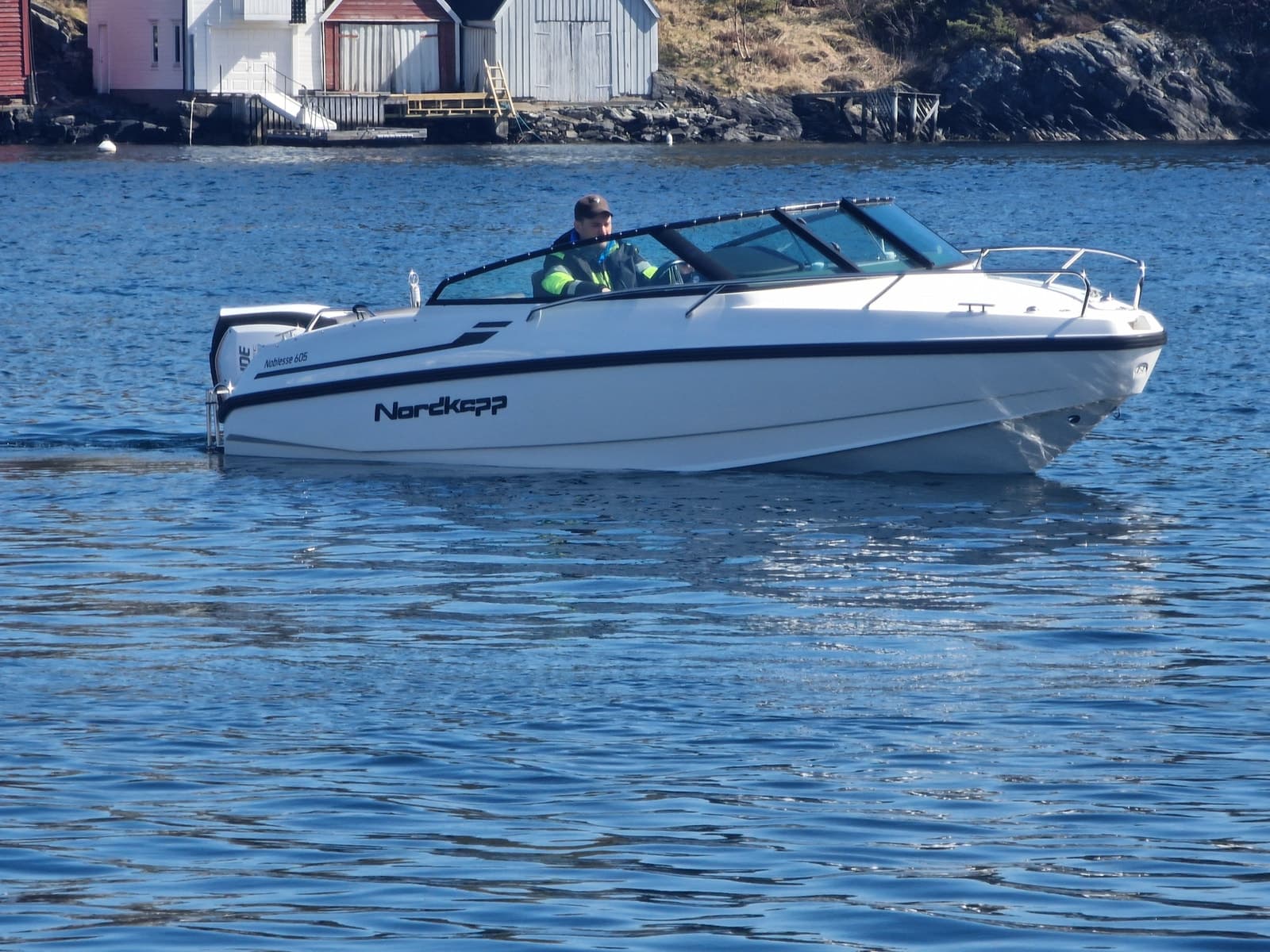 BM-142 Nordkapp 605 Noblesse-Eivinrude 150 hk. Klargjort for sesongen. - thumbnail 28