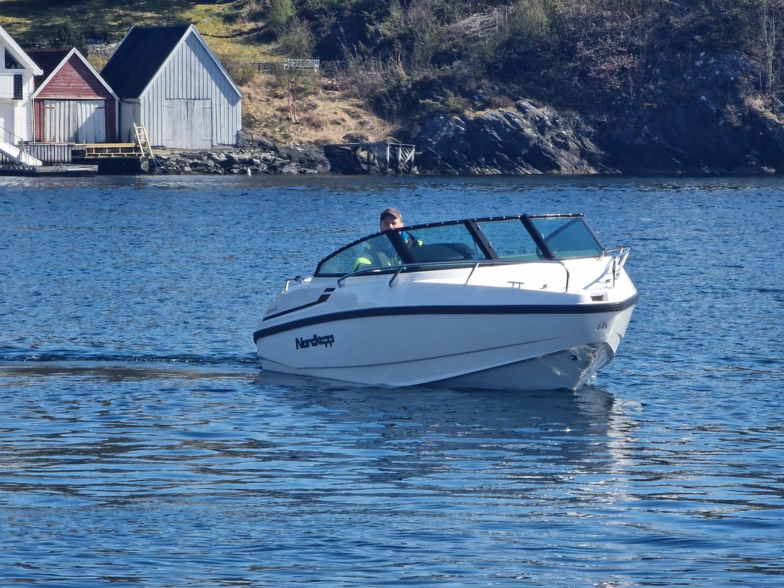 BM-142 Nordkapp 605 Noblesse-Eivinrude 150 hk. Klargjort for sesongen. - thumbnail 30