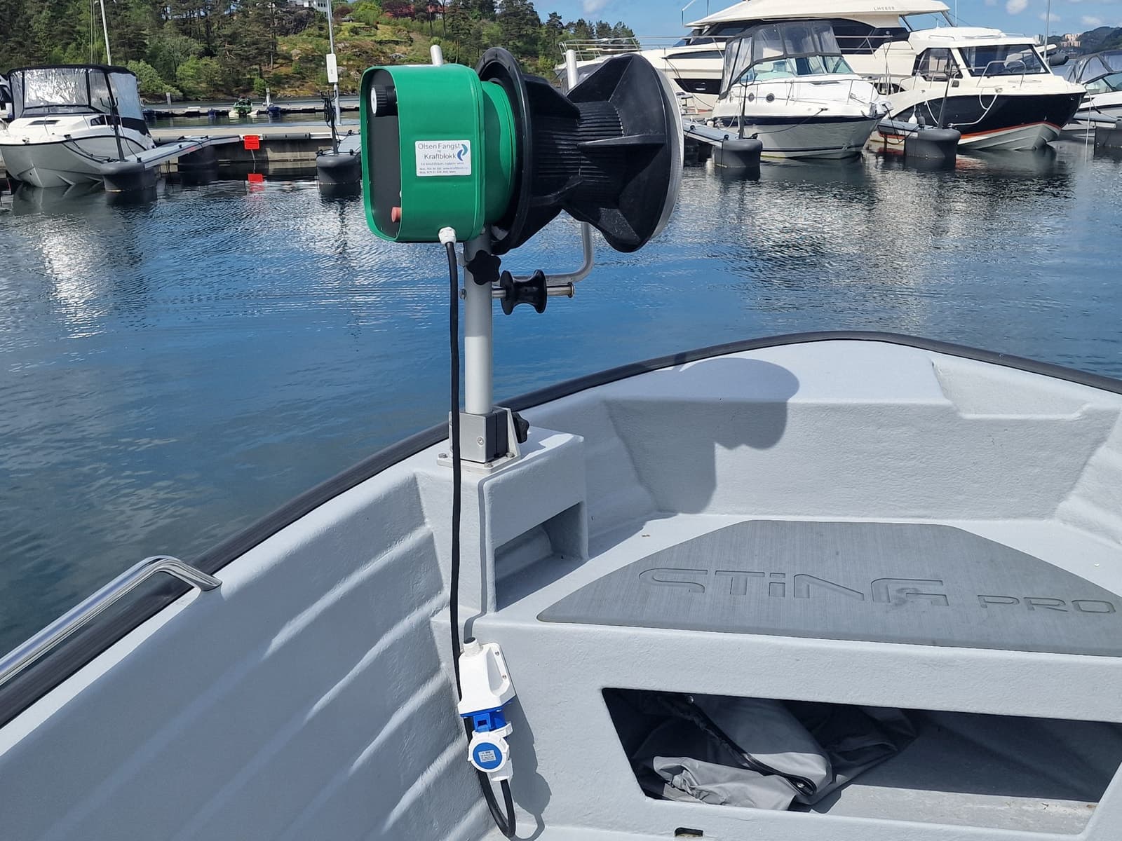 BM-148 Sting 600 Pro m Mercury 80 hk. Inkl teinehaler. Klar for fisketur. - thumbnail 9
