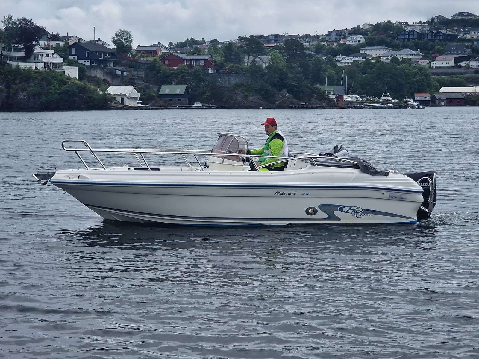 BM-162 Ran Craft 20.20 Millennum m Suzuki 140 hk(2021 modell) Klar for sommeren - thumbnail 13