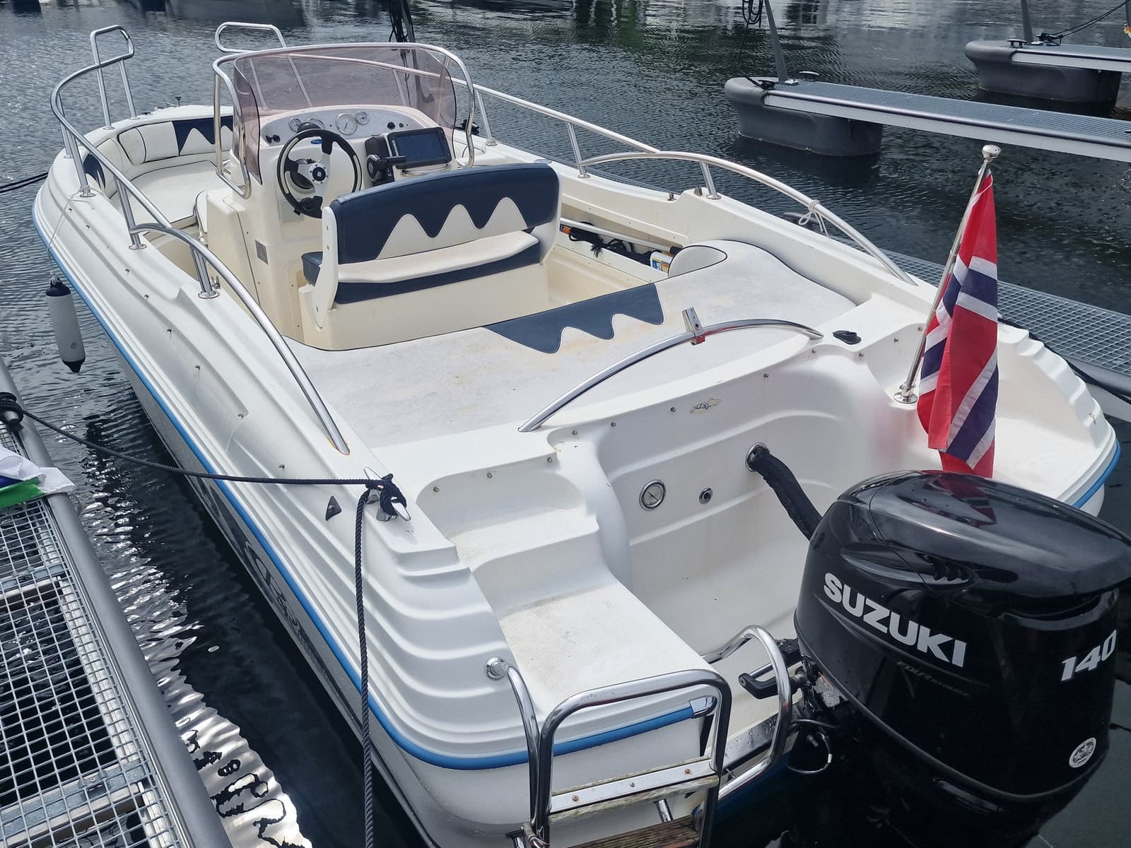 BM-162 Ran Craft 20.20 Millennum m Suzuki 140 hk(2021 modell) Klar for sommeren - thumbnail 3