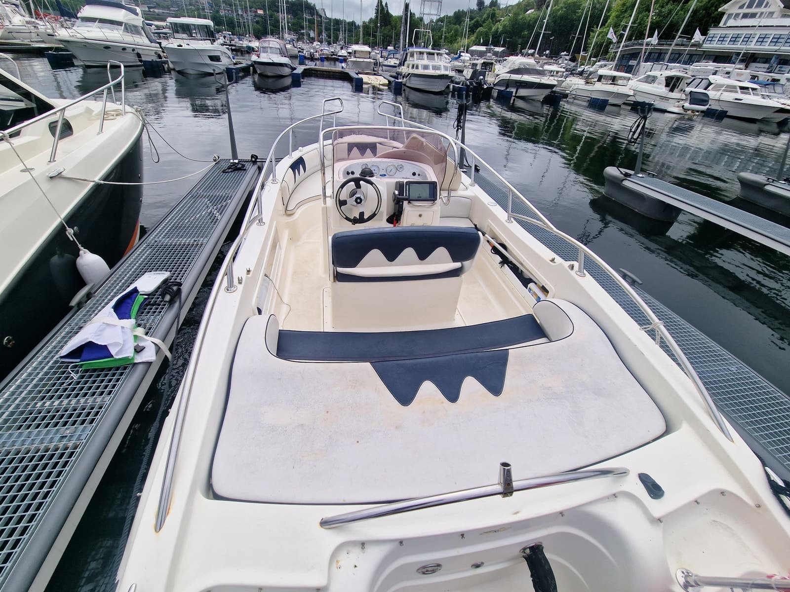 BM-162 Ran Craft 20.20 Millennum m Suzuki 140 hk(2021 modell) Klar for sommeren - thumbnail 12