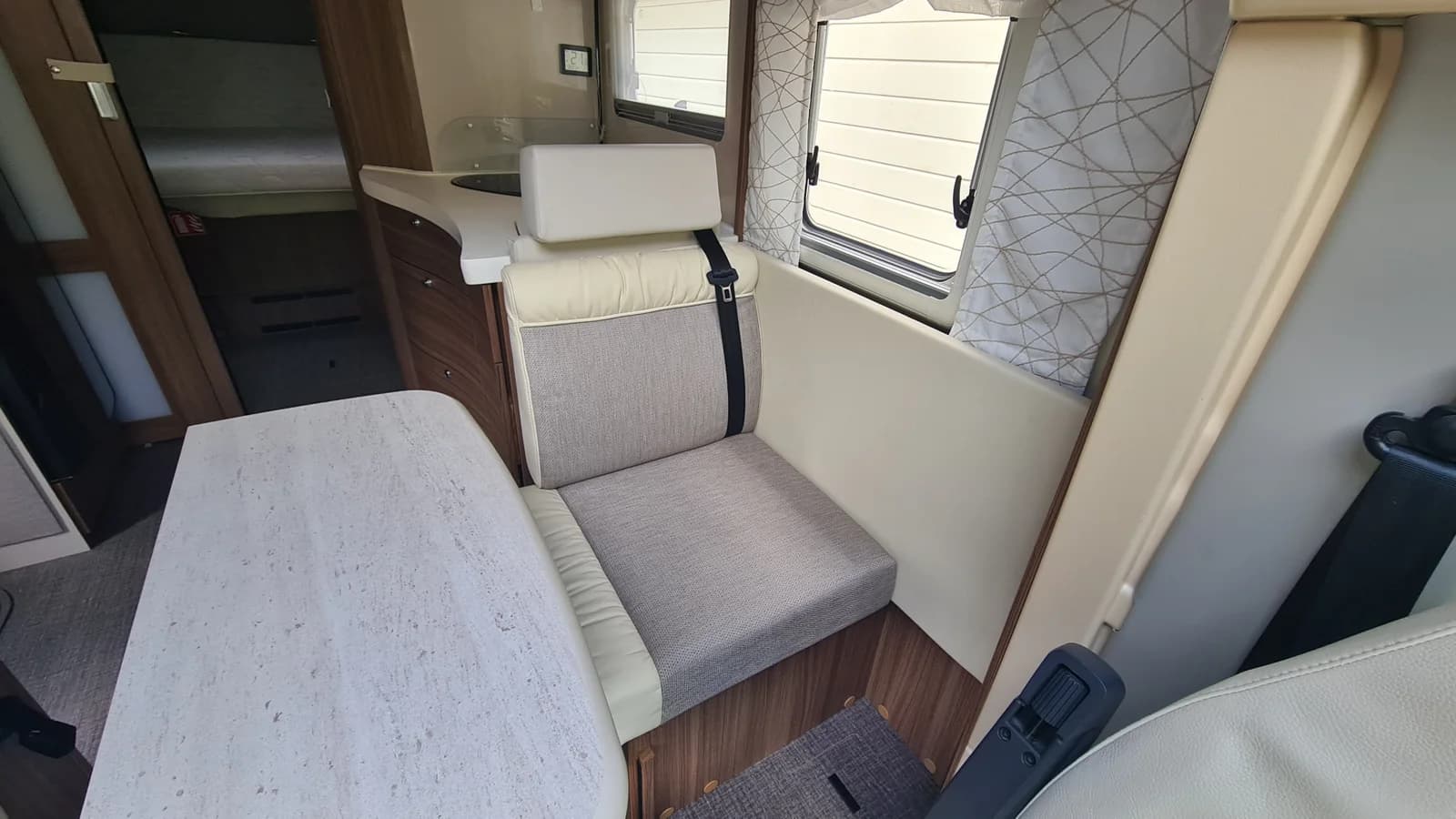 Eura Mobil PRS 720 QF - thumbnail 9