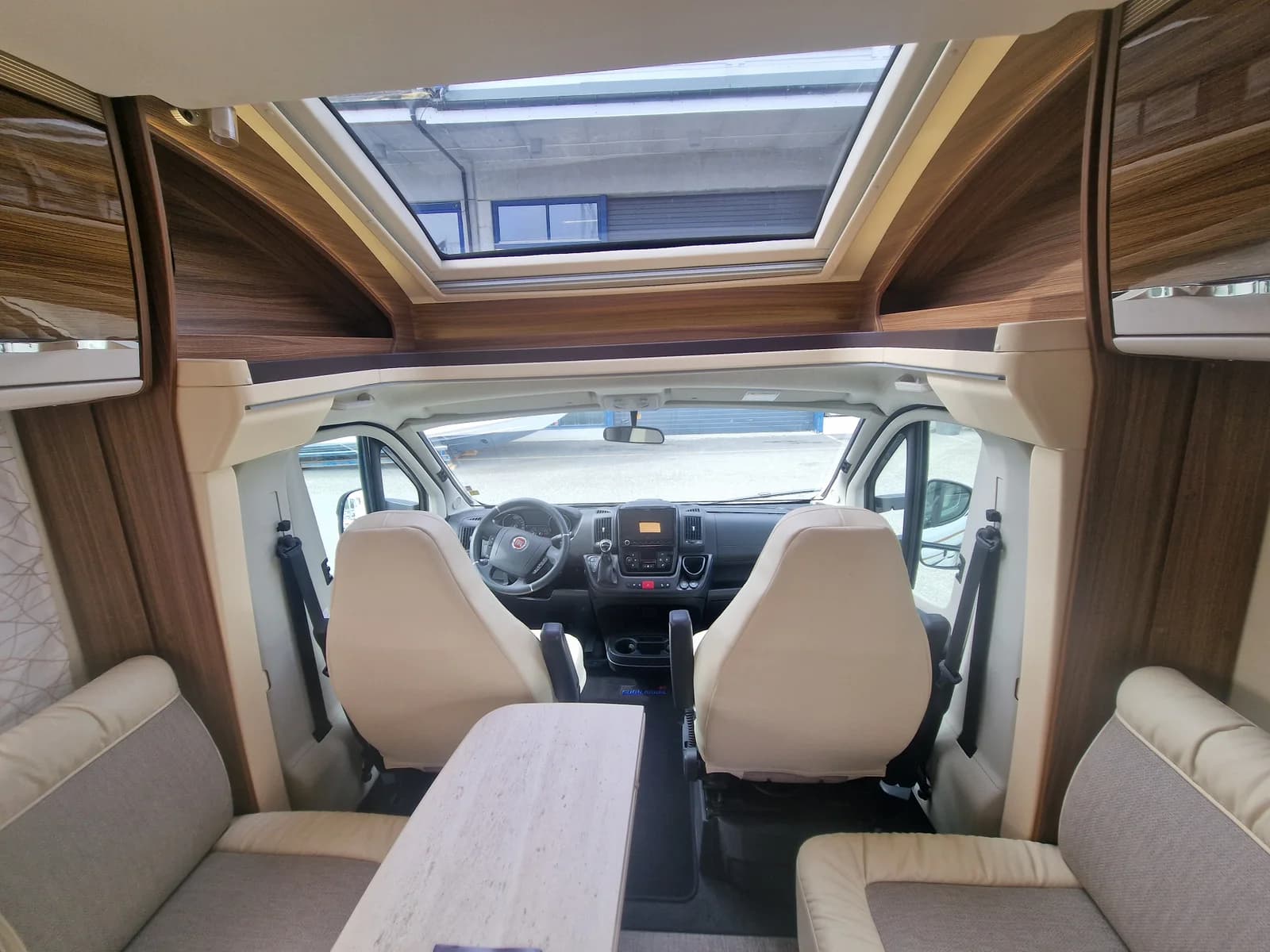Eura Mobil PRS 720 QF - thumbnail 3