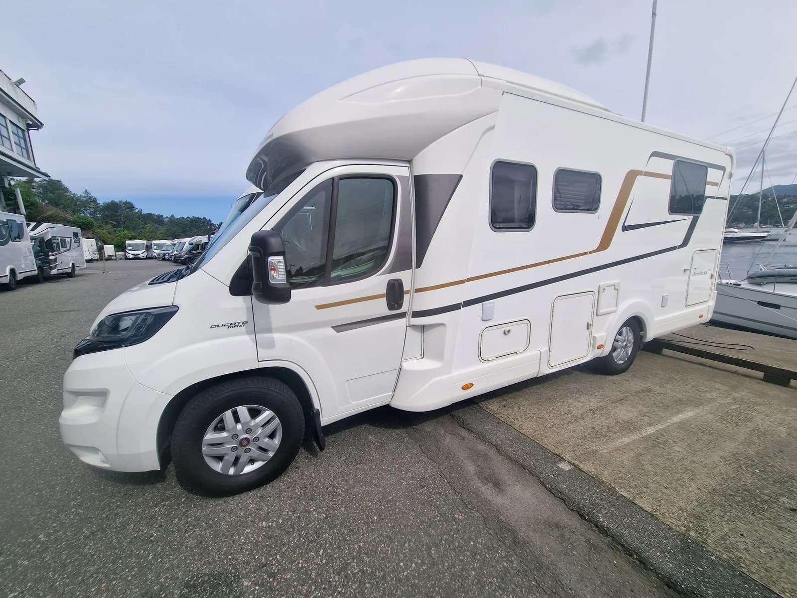 Eura Mobil PRS 720 QF - thumbnail 26