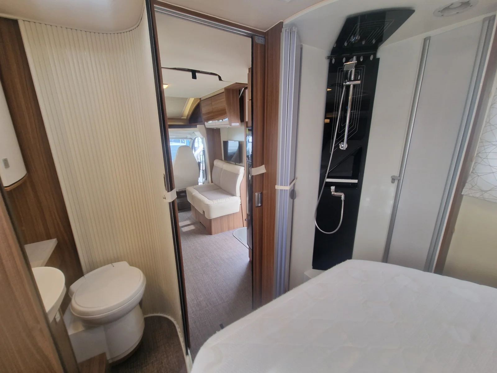 Eura Mobil PRS 720 QF - thumbnail 19