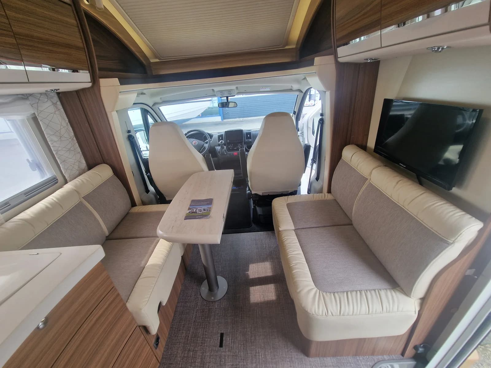Eura Mobil PRS 720 QF - thumbnail 4