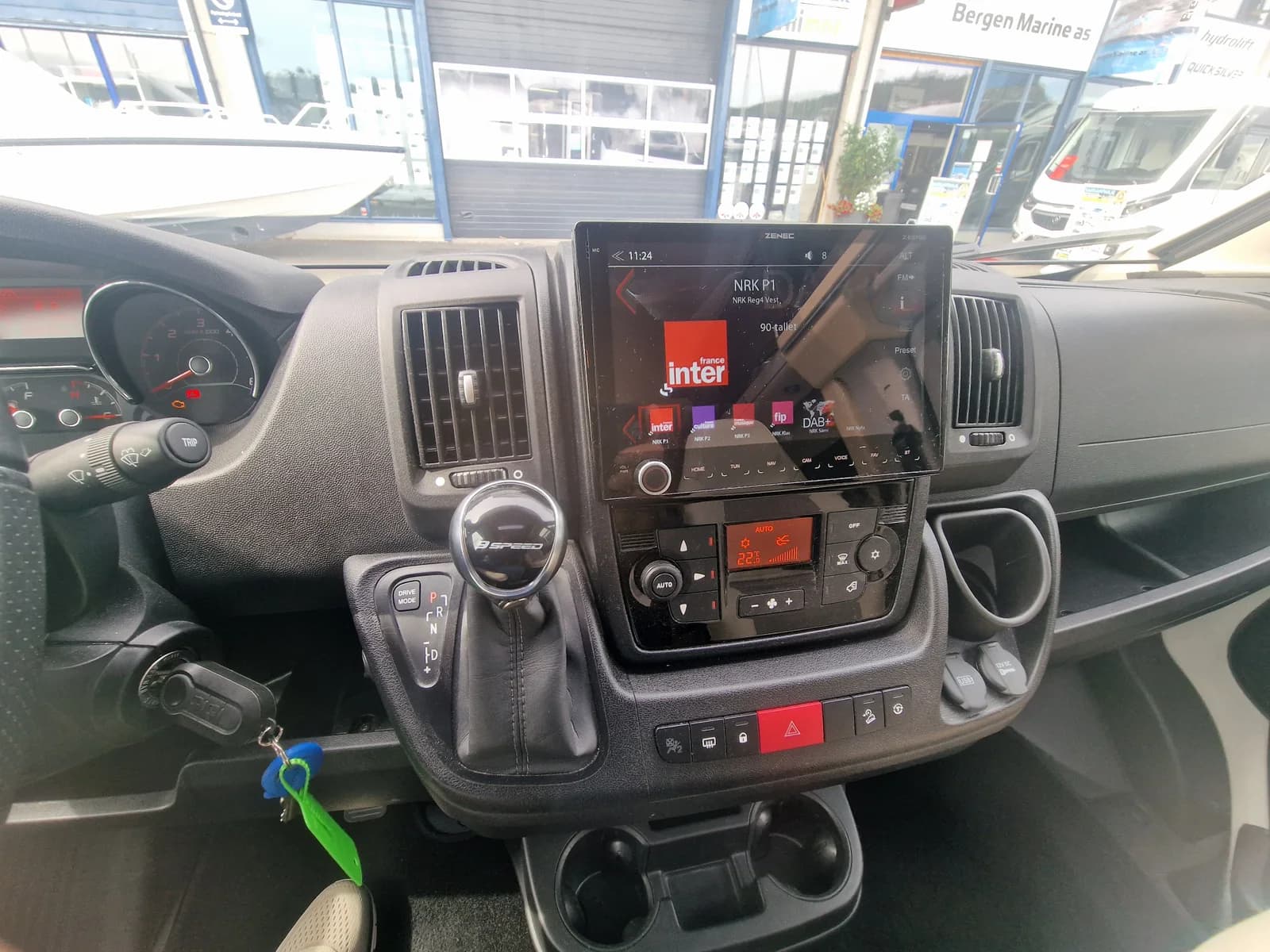 Eura Mobil PRS 720 QF - thumbnail 24