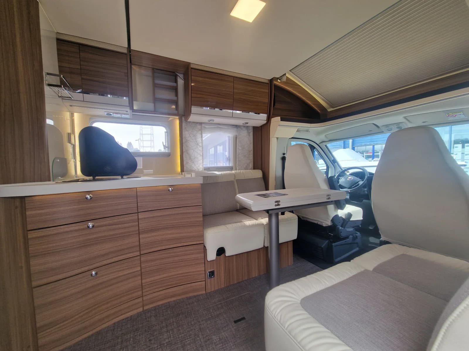 Eura Mobil PRS 720 QF - thumbnail 12