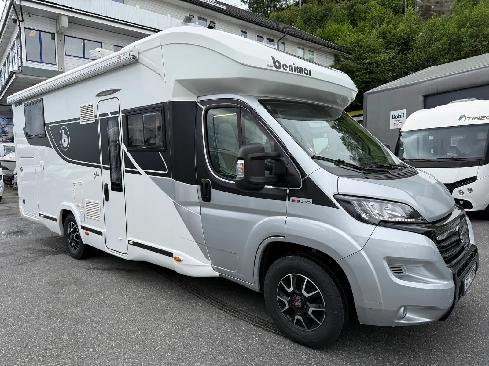 Benimar 268