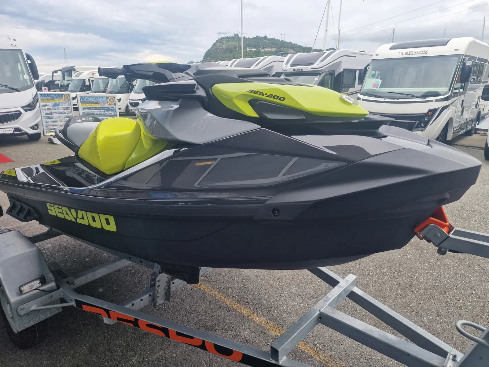 BM-166 SeaDoo GTR 230- Som ny, Gått kun 12 timer. Med tilhenger - thumbnail 3