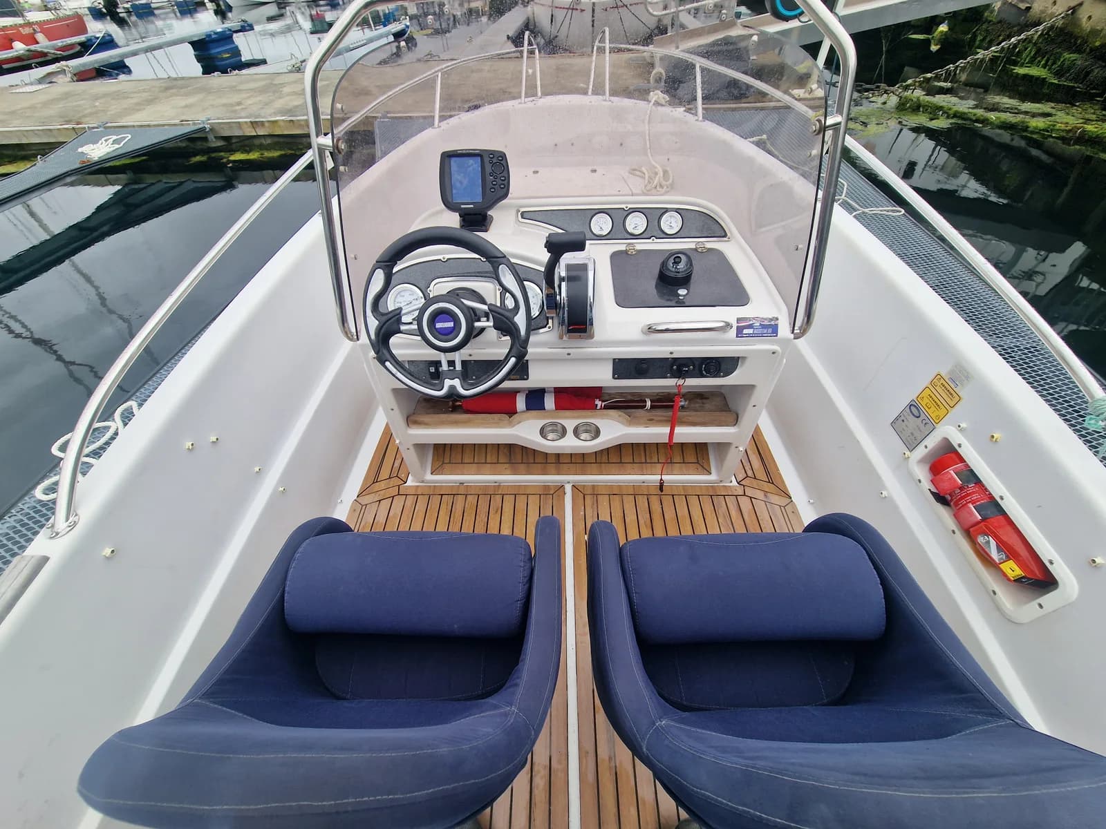 BM-167 Askeladden 565 Wasper 2005 – Optimax 115 hk