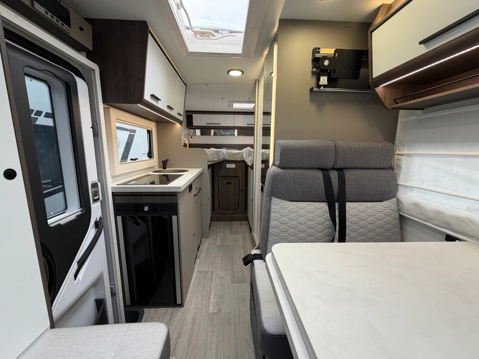 Benimar Yrteo 861 | 165 HK | Automat | Ad. Cruise | Solcelle ++ - thumbnail 11