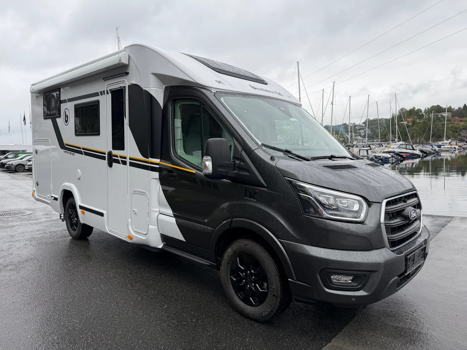 Benimar Yrteo 861 | 165 HK | Automat | Ad. Cruise | Solcelle ++
