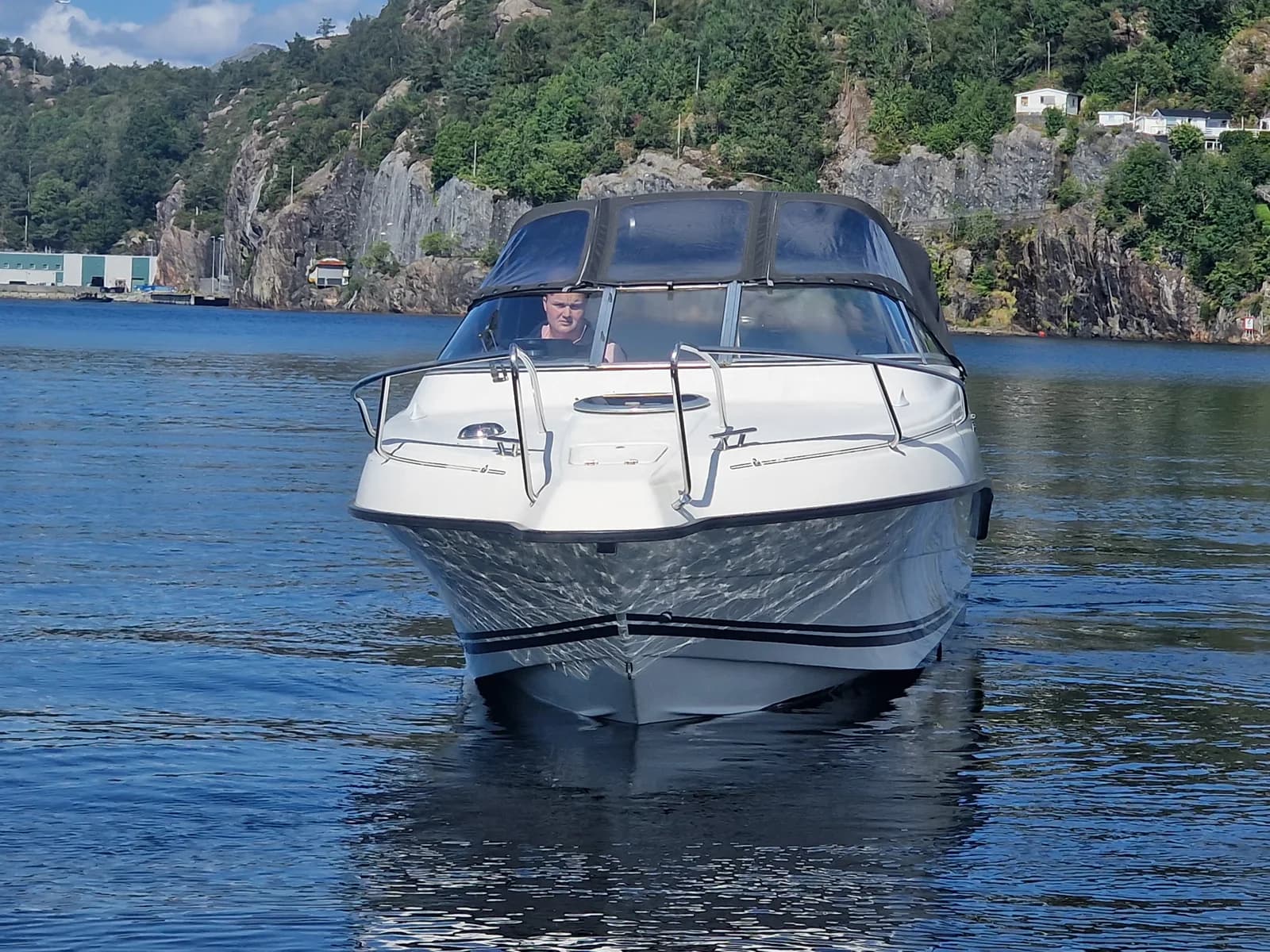 BM-175 Meget flott og godt utstyrt Ryds – Cummins diesel på 170 hk. - thumbnail 18