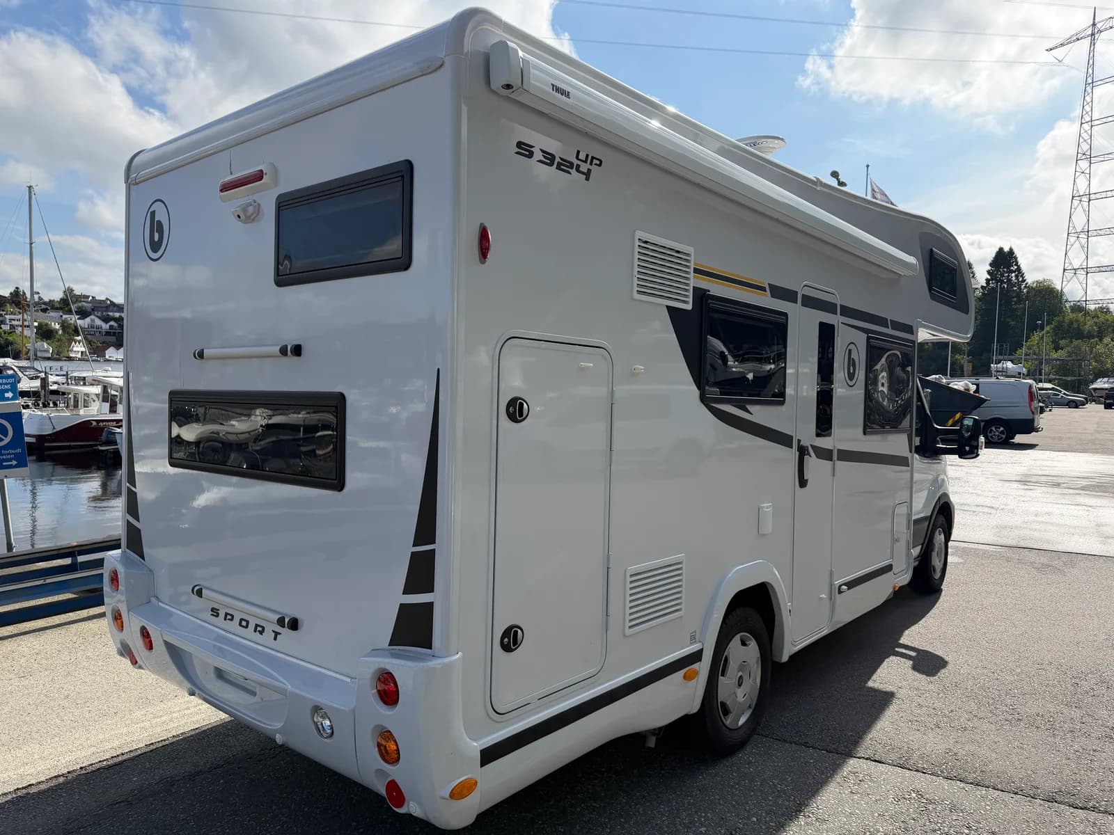 Benimar Sport 324 UP | Solcelle | TV | Webasto | Reg for 6 - thumbnail 4