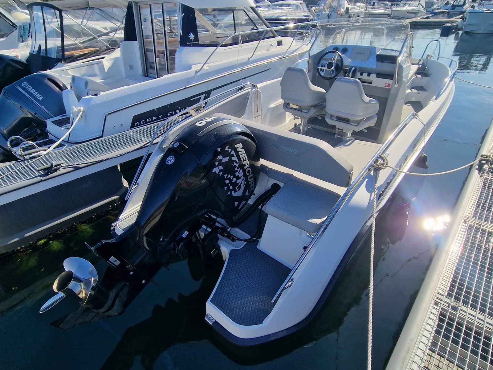 BM-178 Hydrolift X-22 -2017 – Mercury 150 hk – Meget pen stand - thumbnail 30
