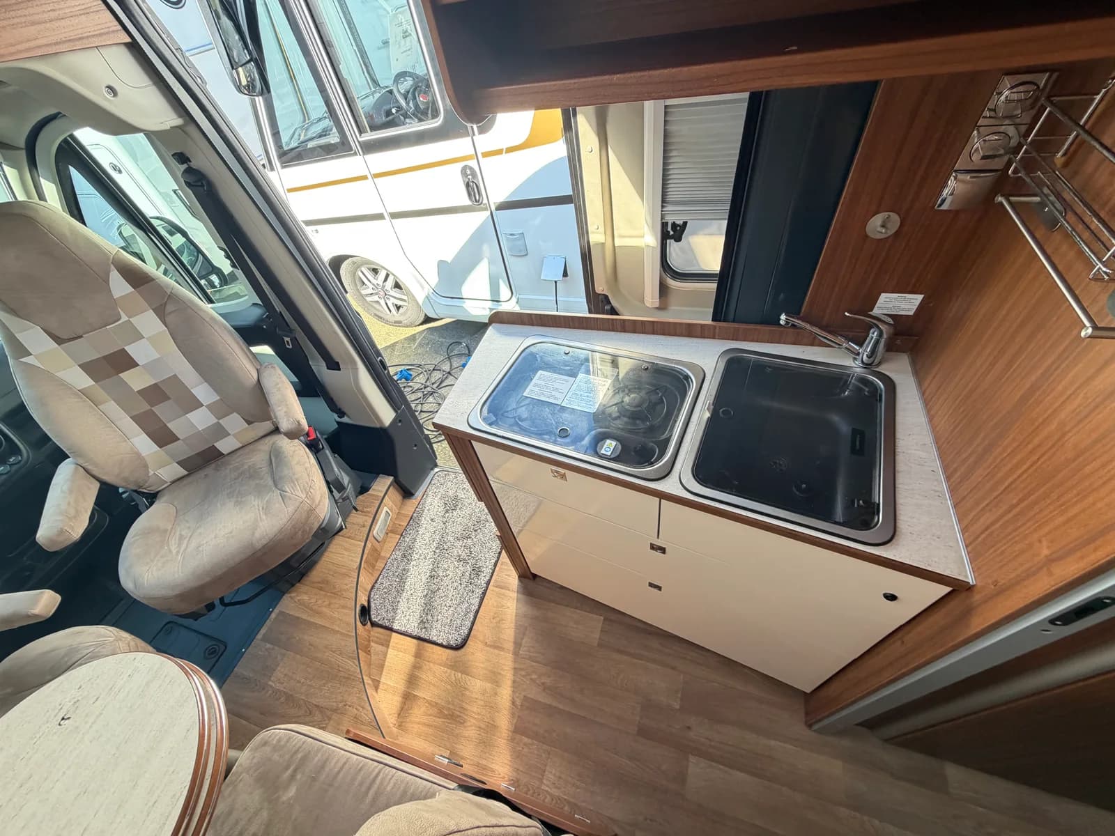 Pössl Globestar 640 Dk | AC i bodel | Solcelle - thumbnail 20