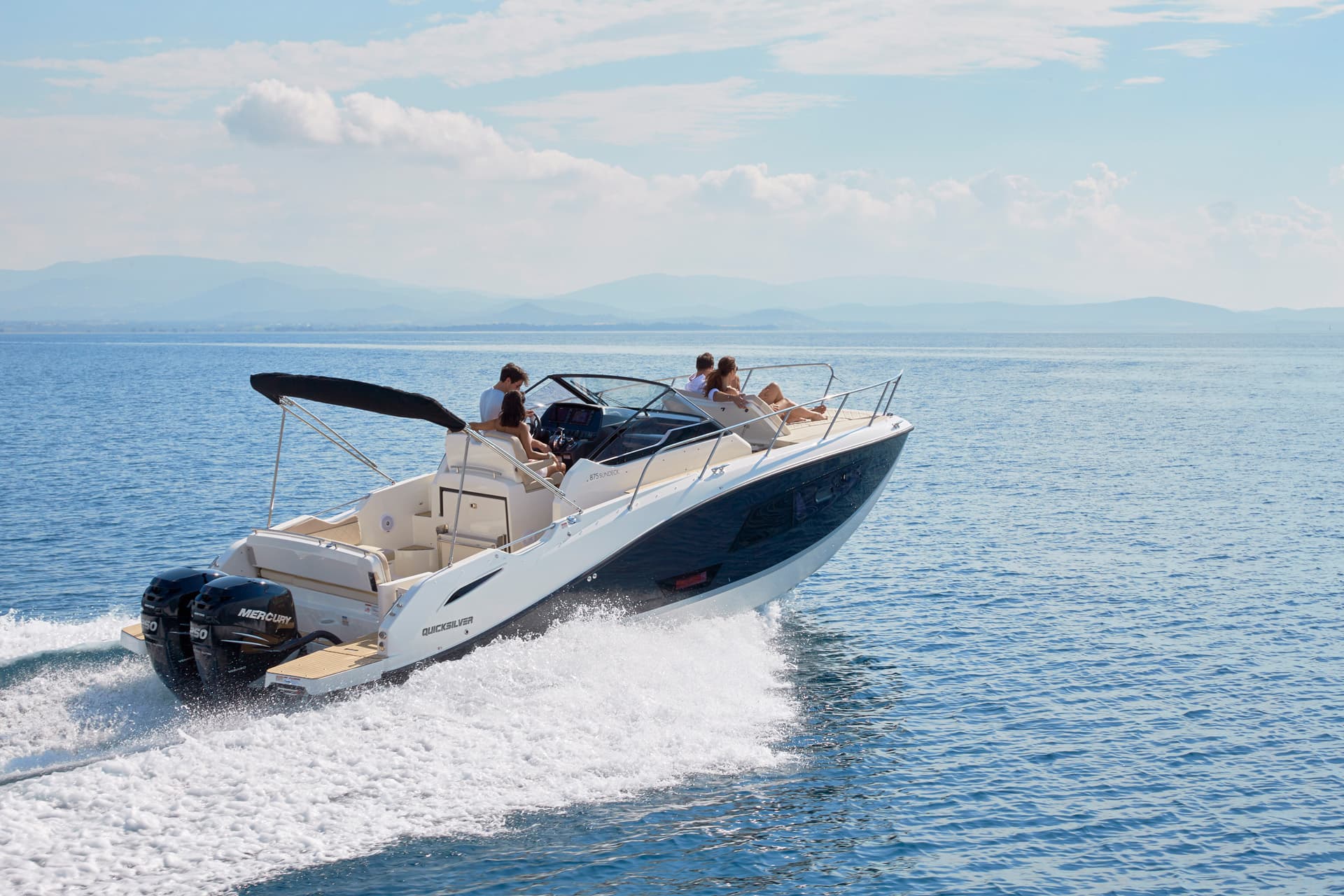 Quicksilver Activ 875